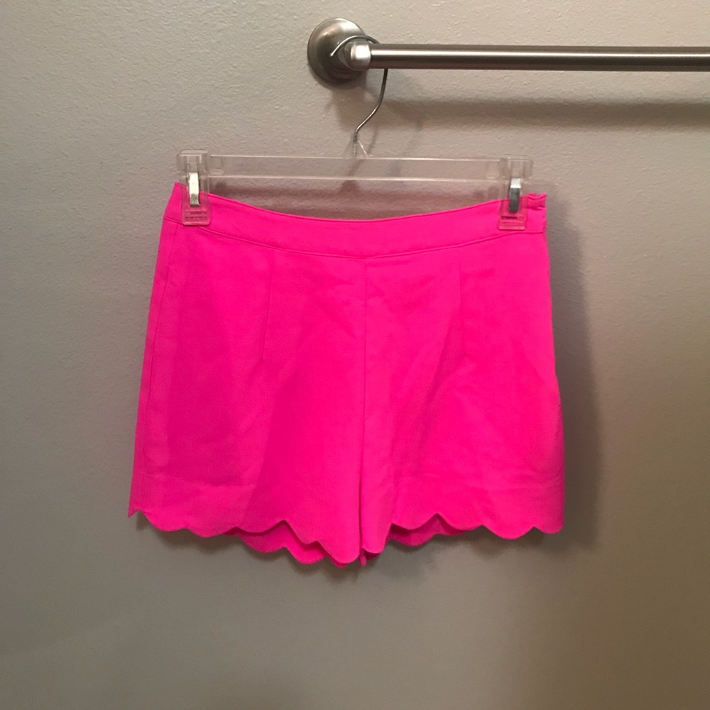 Pink scallop edge shorts